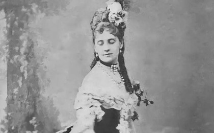 Париж Олимпиадасына қатысқан алғашқы әйел кім