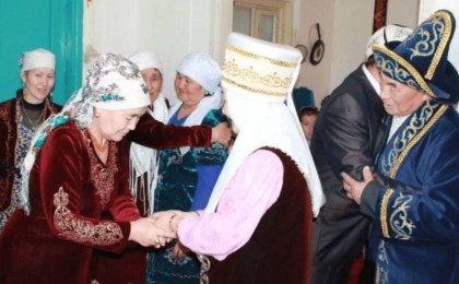 Көрісу ғұрпының маңызы неде және бұл күн қалай тойланады?