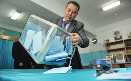 Байкот жарияласақ та, өзге партияға дауыс берсек те – «Нұр-Отанға» ауыр соққы болады - Қоғам белсендісі