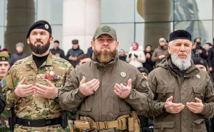 Қадыров Украинаға он мың сарбазды соғысуға жіберді (ВИДЕО)