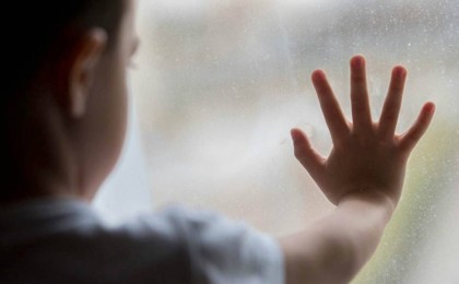 Алматыда екі жастағы бала терезден құлап кетті - Қазақстан жаңалықтары