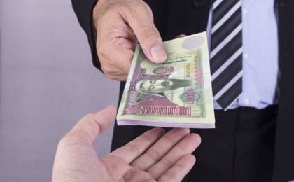 Моңғолия үкіметі әр азаматына 100 доллардан төлейді