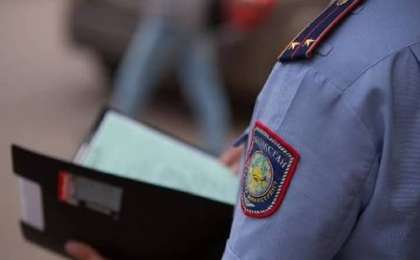 Атырауда үш жасар қыздың үстінен полицияға арыз түсті