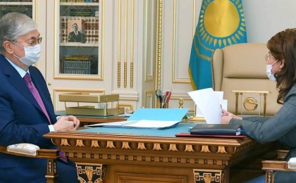 Тоқаев Ақордада алғаш рет жаңа ақпарат министрі Аида Балаеваны қабылдады - Қазақстан жаңалықтары