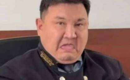 «Тілін шығарған» судья ісі Жоғарғы сот кеңесіне жолданды