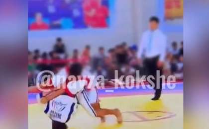 Спорт алаңындағы клиникалық өлім: жасөспірім күрес кезінде ауыр жарақат алды