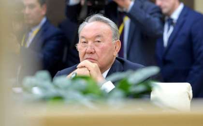 Назарбаевтар отбасының құқығына қолсұқпау туралы заңды кім жоя алады?