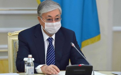 Тоқаев: Өтірікті шындай сөйлету аса қауіпті құбылыс екенін түсіну керек