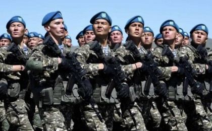 Қазақстанда жоғары оқу орындарының кейбір түлектерін әскерден босату ұсынылды