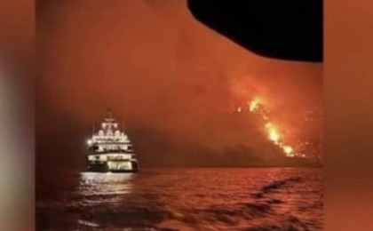 Грецияда яхта жалдаған қазақстандықтар отшашу арқылы бүкіл аралды өртеп жіберді