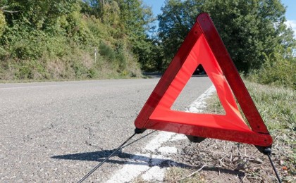 Нұр-Сұлтанда автокөлік бағанды құлатып, аялдамаға соғылды