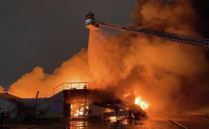 Нұр-Сұлтанда "Шапағат" базары өртенді – видео