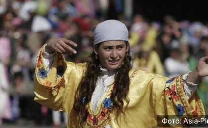 Тәжікстанда ұлттық мәдениетке жат киімдерді киюге тыйым салды