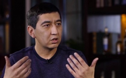 Ринат Зайытов: 7-сынып оқып жүргенде әкем отбасымыздан кетіп, менің мұғаліміме үйленіп алды