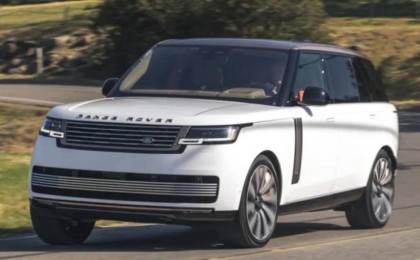 Көпшіліктің сынынан кейін Павлодар әкімдігі қымбат Range Rover көлігін сатылымға шығарды