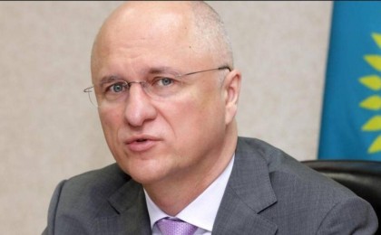 Мәжіліс депутаттығына кандидат Айбек Барысов Склярға отставкаға кетуді ұсынды