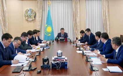 Қанат Бозымбаев 6 өңірдегі су тасқыны салдарын жою жұмыстарының қарқынын тексерді