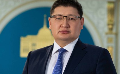 Тоқаевтың баспасөз хатшысының "алтын" сағаттары желіде қызу талқыға түсті