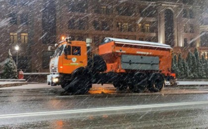 Алматыда алғашқы қарда 39 жол апаты болып, 2 адам қайтыс болды