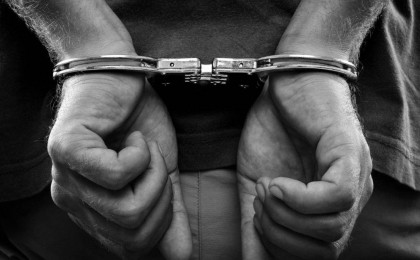 «Хит» боламыз деп «ит» болды. Асхат Тарғын бастаған бір топ әншіні алдаған «композитор» ұсталды