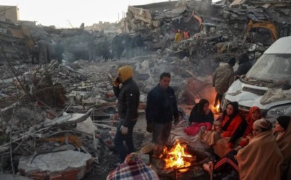 Түркия мен Сириядағы жер сілкінісінен қаза болғандар саны 23 мыңнан асты