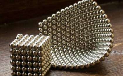 Қарағандыда 1,5 жастағы бала 12 магнит моншағын жұтып қойды