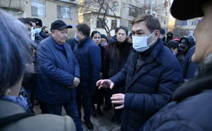 Мұрат Әйтенов Отырар шағын ауданының тұрғындарымен кездесті