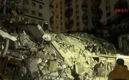 Түркияда 7,7 баллдық ең күшті жер сілкінісі болып, қалалар қирады