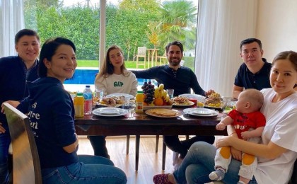 Әйгілі Неслихан Атагүл Қоянбаевтың шаңырағында қонақ болып қайтты (фото)