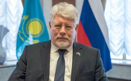 Ресей елшісі: Қазақстанда орысша білмейтін адамдар үшін кәсіби қызметке орналасу өте қиын