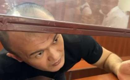 "Өлтіру ниетім болса, жібермес едім": Берденовке қастандық жасаған сотталушы үкіммен келіспейтінін жеткізді (видео)