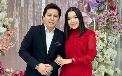 "Өгей шеше өгейлігін көрсетеді": Абай Бегейдің қызы екінші анасына қатысты шындықты айтты