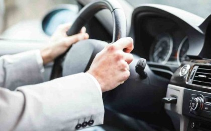 Астана тұрғыны зейнеткерден ұрланған ақшаға Toyota Camry 70 сатып алған - Қазақстан жаңалықтары