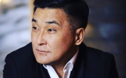 Алмат Сақатов: “5 мың доллар берсең, ертең атақ алып береміз…”