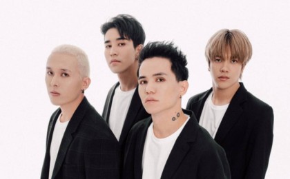 АҚШ азаматы Ninety one тобының әндерінен қазақ тілін үйреніп алған (видео)