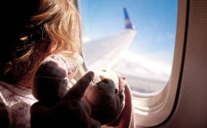 17 жасқа дейінгі балаларды ұшақта тегін алып жүру үшін нені білу керек