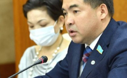 Қаңтар қасіретінде жеке ұшақтарымен қашып бара жатып, қыруар қаржыны шетелдерге аударғандар кімдер? - “Ақ жол”