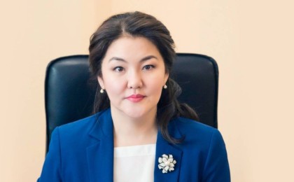 Ажар Ғинияттың бұрынғы вице-министр Әбішевке арыз жазғаны рас па?