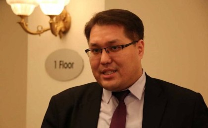 "Толыққанды отбасынан шығуы керек": Экс-шенеунік Бауыржан Мусин қарым-қатынасқа түсуге болатын "дұрыс" қыздың белгілері туралы пост жариялаған