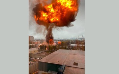 Алапат жарылыс: Мәскеуде газ қоймасы өртеніп кетті (видео)