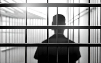 Экс-министрді қамауға алу мерзімі ұзартылды