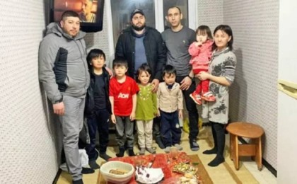 Жалған сертификат алдым деген ақтөбелік анаға кәсіпкер 2 млн теңге сыйлады