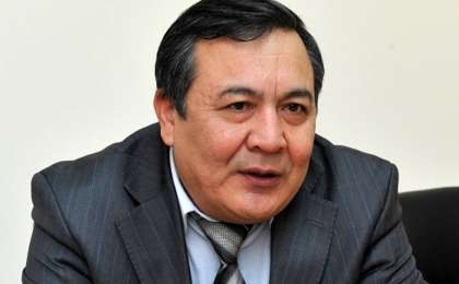 Дос Көшім: Назарбаевтың атынан құтылуды жүйедегі өзгеріс деуге келмейді