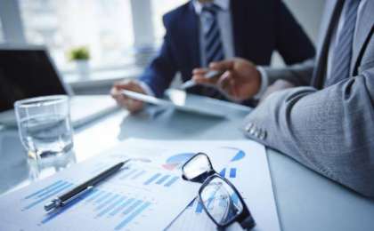 «Бұл ашкөздік пе?»: Қасым-Жомарт Тоқаев «Қазақстан халқына» қорына қаржы аудармаған танымал бизнесмендерді сынады