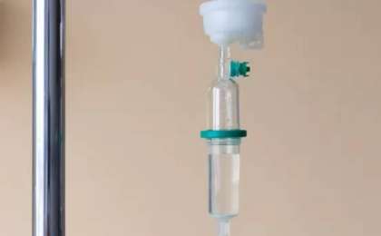 "Жүрегі тоқтап қалған, бүйрегін алып тастаған": Павлодарда анасы терезеден лақтырып жіберген балалардың жағдайы белгілі болды