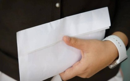 СҚО-да аудан әкімінің орынбасары пара алды деген күдікке ілінді