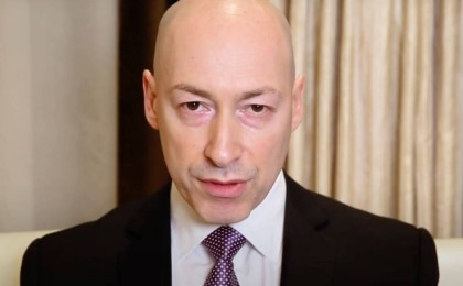 Гордон: Путин неге әскерін Қазақстаннан әкетті? Ердоған оған "табаныңды жалтырат" деді