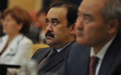 Экс-председатель РК Нартай Дутбаев: Закройте здание и сожгите все. Это измена!