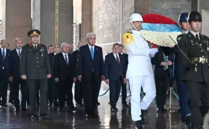 Қасым-Жомарт Тоқаев Мұстафа Кемал Ататүріктің кесенесін зиярат етті