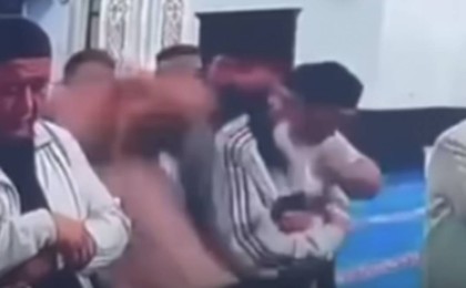 Шымкенттегі мешітте намаз уақытында төбелес болды